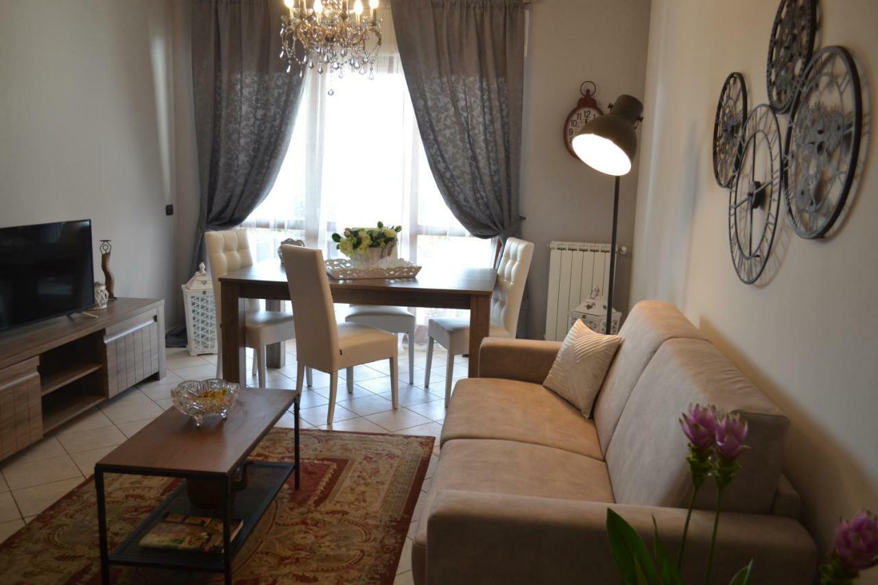 Airport & Fair Suite Apartments Fiumicino Dış mekan fotoğraf