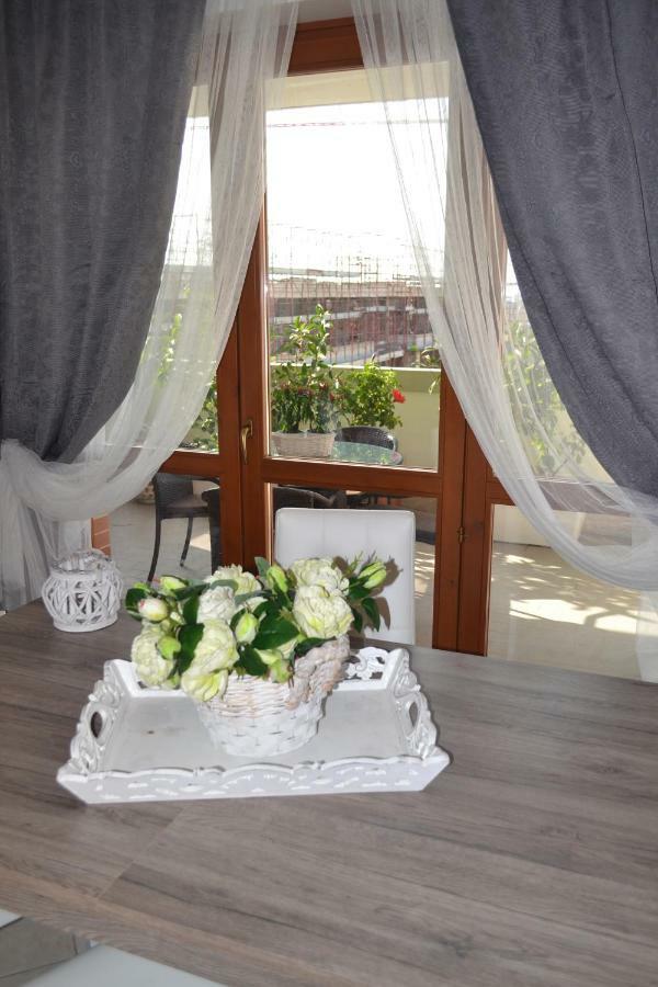 Airport & Fair Suite Apartments Fiumicino Dış mekan fotoğraf