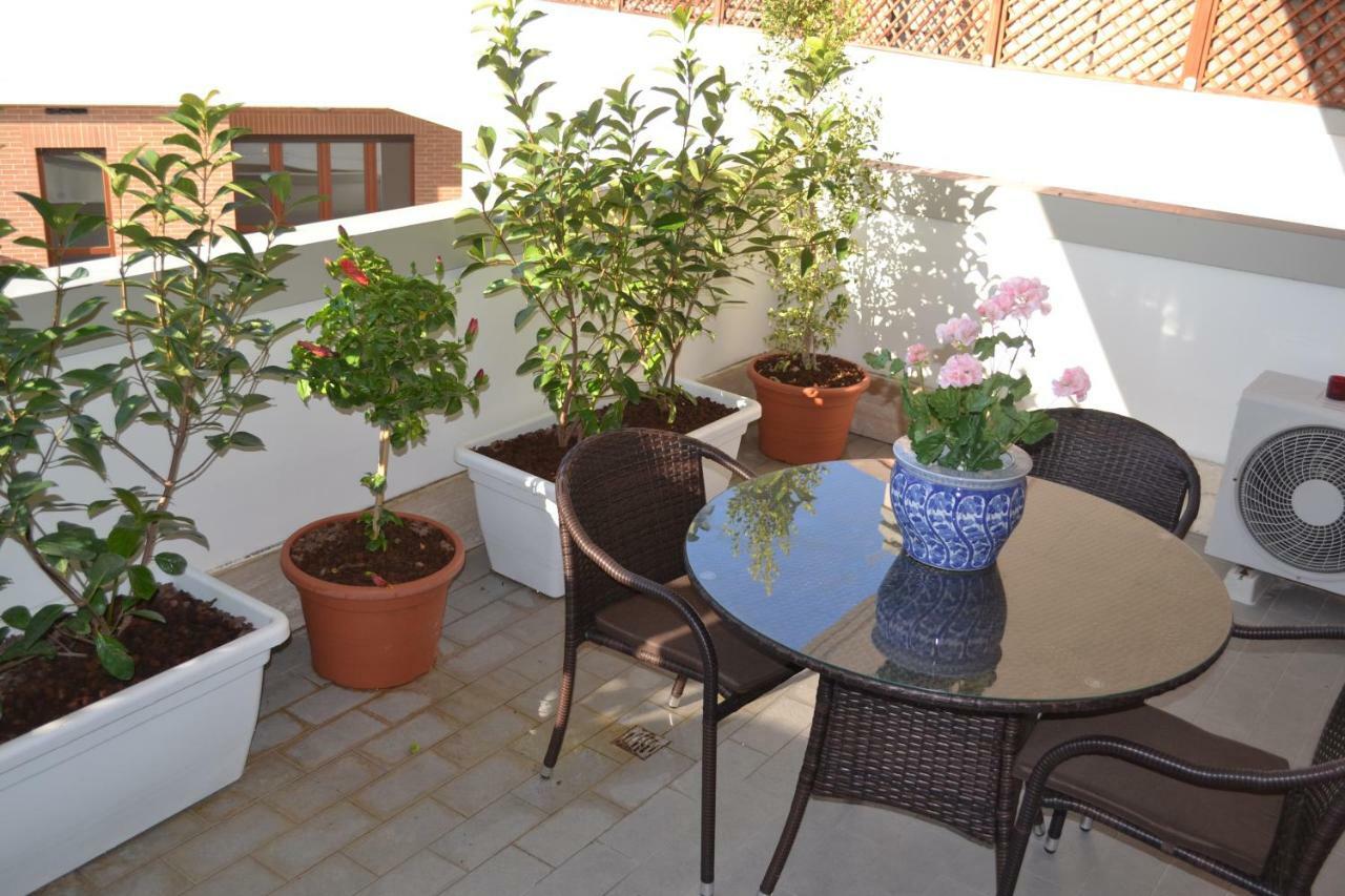 Airport & Fair Suite Apartments Fiumicino Dış mekan fotoğraf