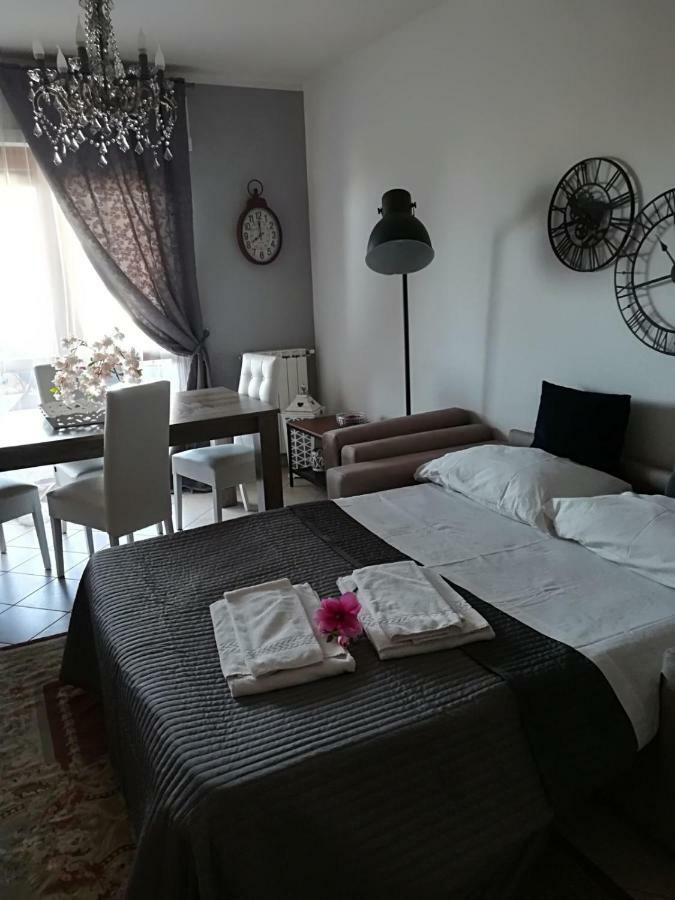 Airport & Fair Suite Apartments Fiumicino Dış mekan fotoğraf